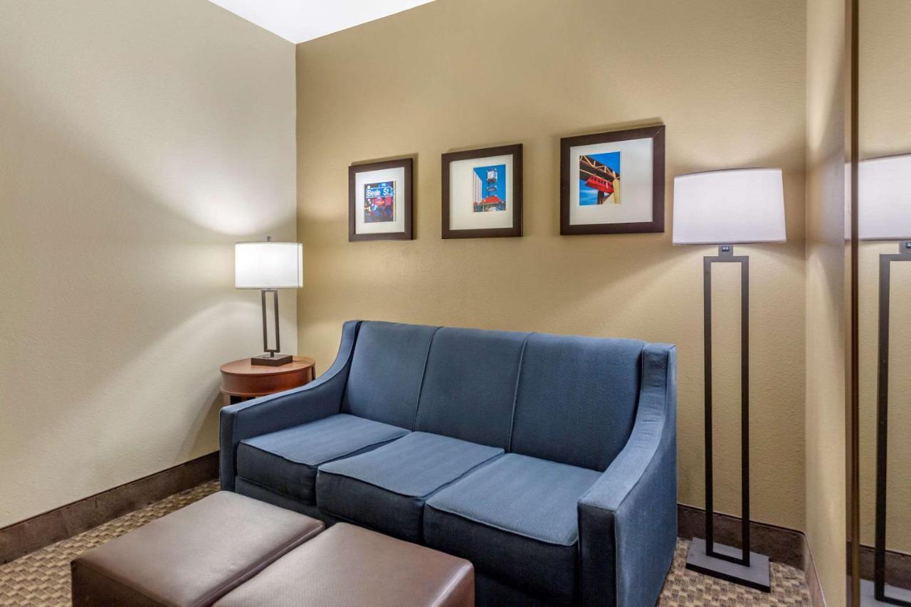 Comfort Suites Memphis Exterior foto